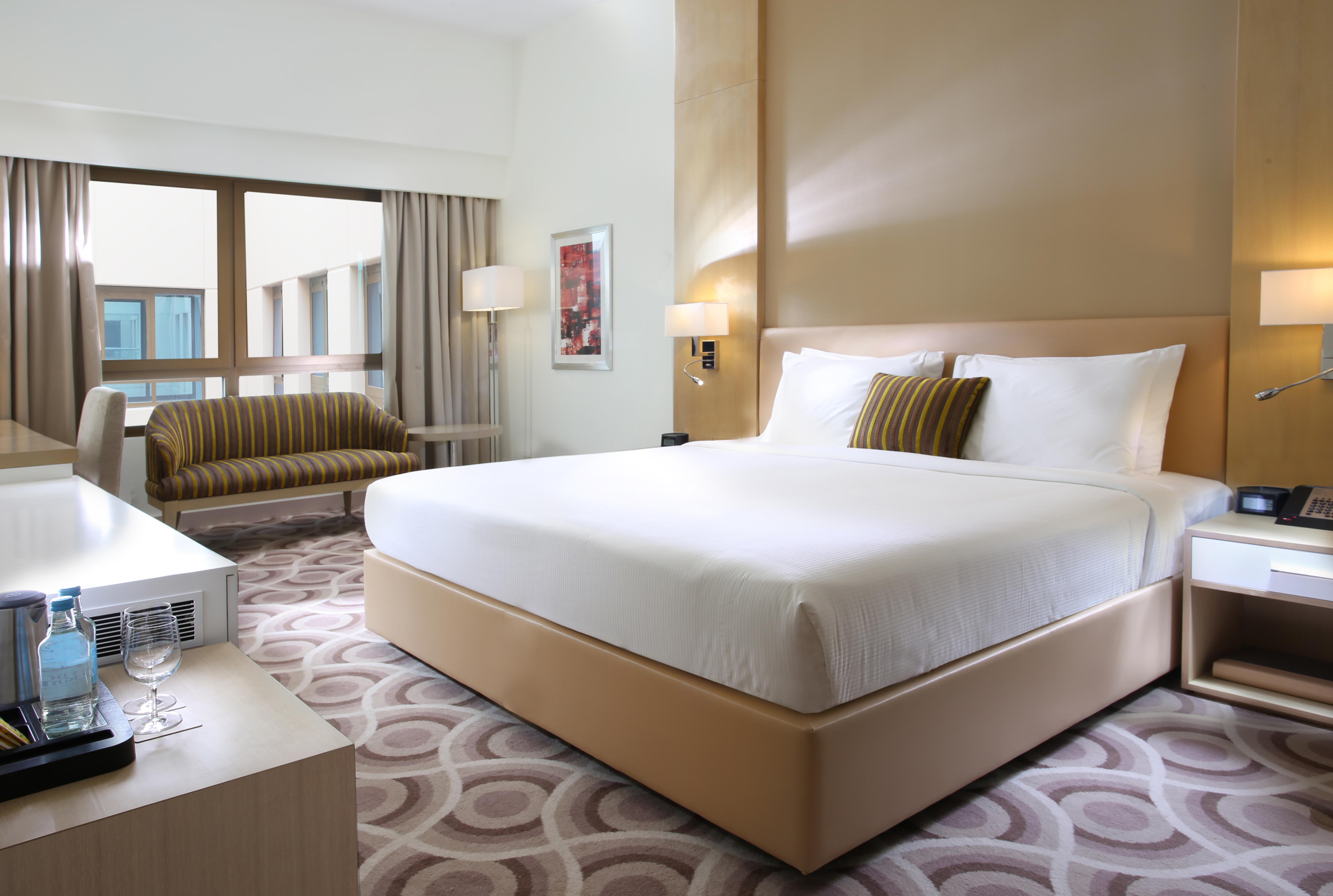 Metropolitan Hotel Dubai Exterior foto