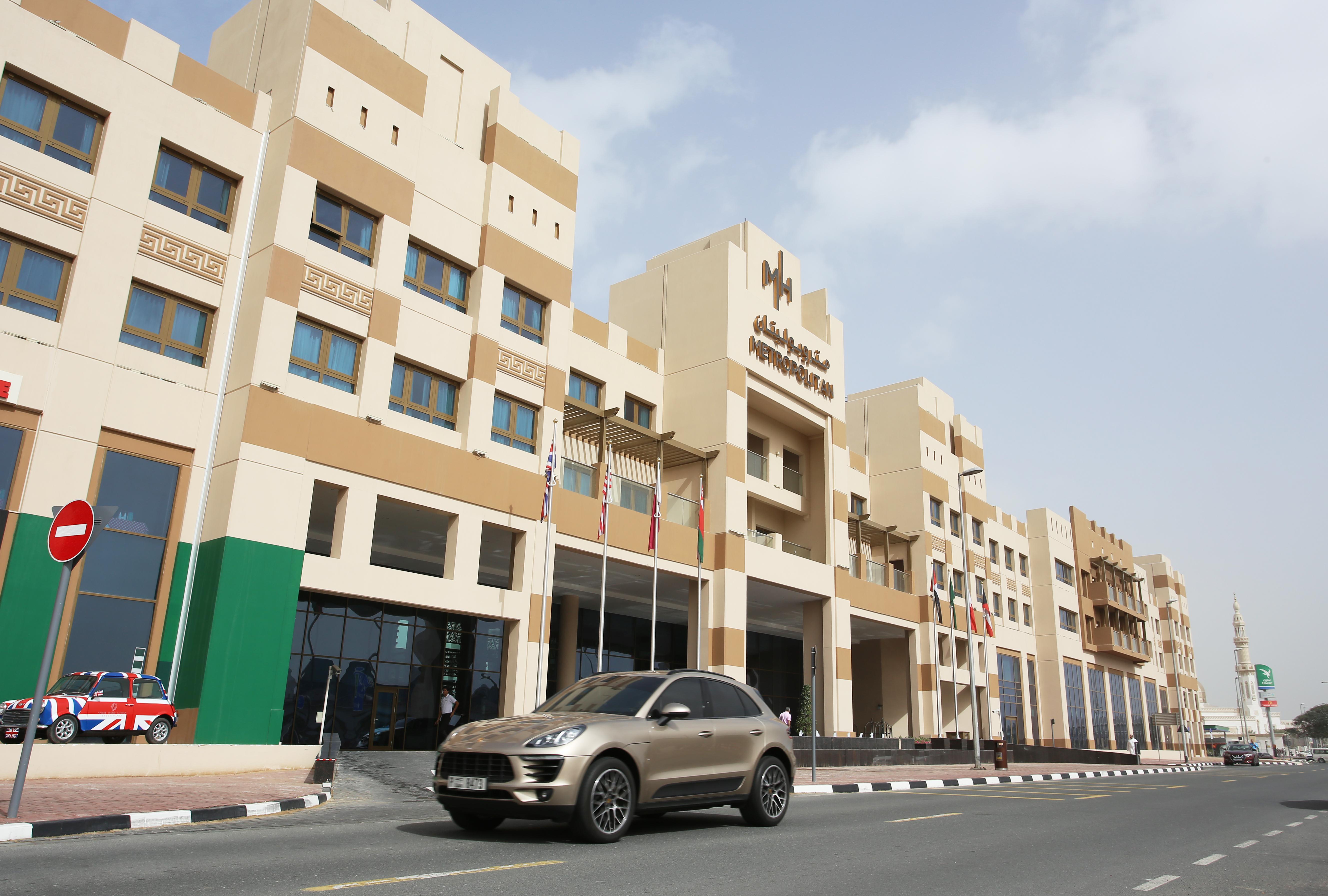 Metropolitan Hotel Dubai Exterior foto